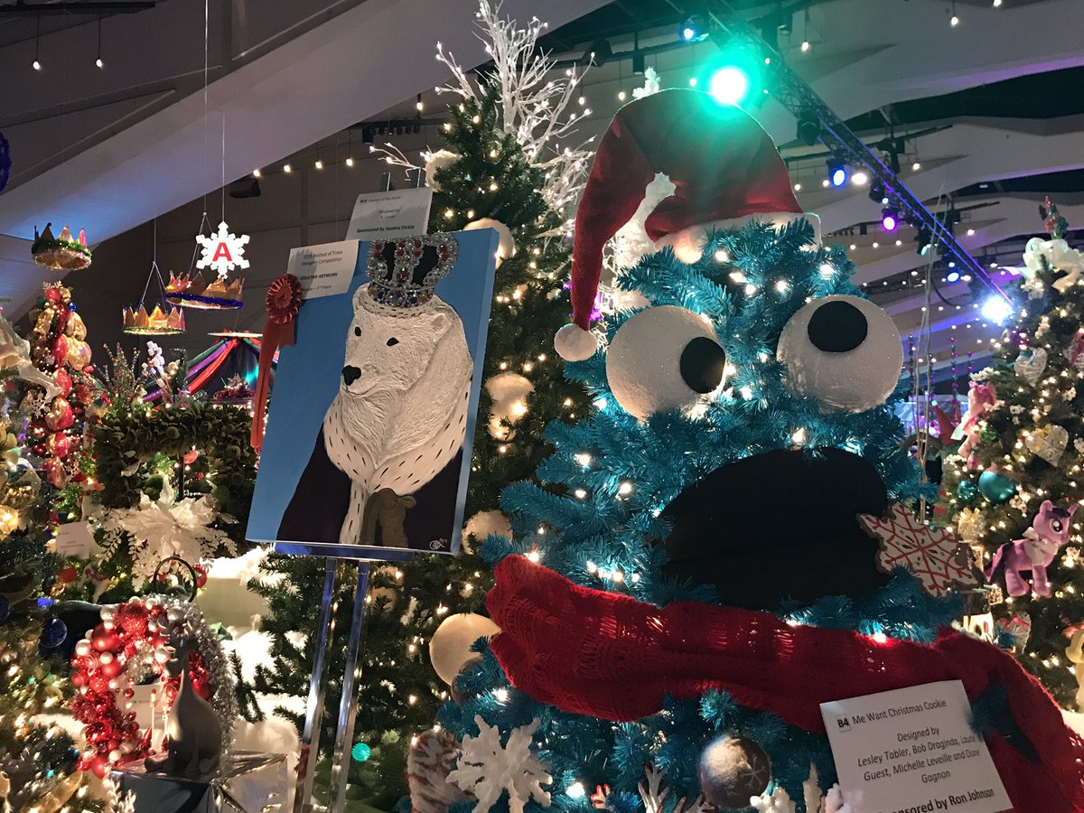joslynhild's tweet photo. Local designers contribute trees to the festival. Many of the pieces that were not purchased at auction yesterday are available for visitors to buy and take home for the holidays🎄🎁 There are so many unique options to choose from! https://t.co/ToBfZgXHPy