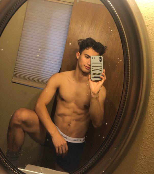 Watch Luis Alonso 🇲🇽🤙🏼's leaked NSFW photo on TwXstars