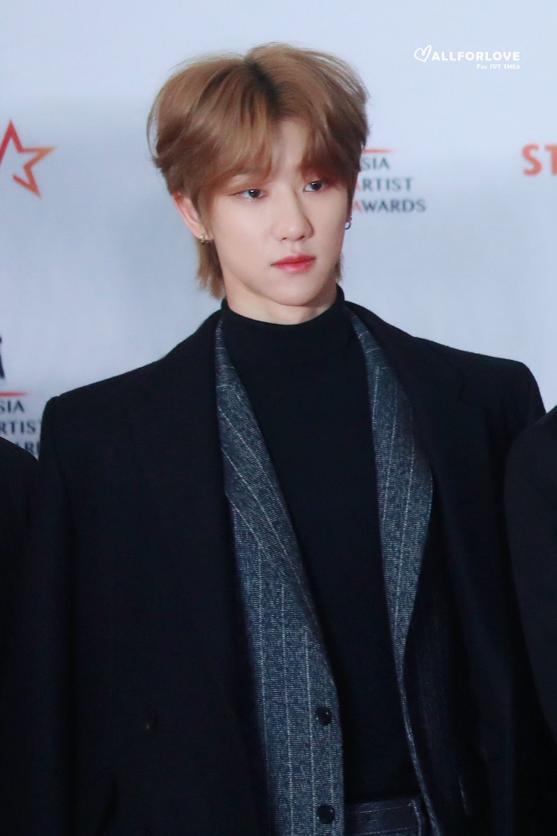 181128 AAA 레드카펫♥️♥️

#THE8 #디에잇 #서명호 #徐明浩 #SEVENTEEN #세븐틴 <a href="/pledis_17/">세븐틴(SEVENTEEN)</a>