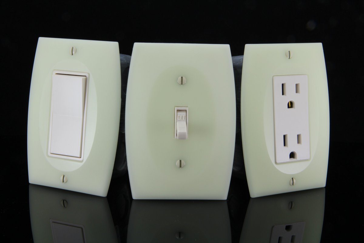 #LUMINNO #Glowinthedark #lightswitchplates work w/ #toggleswitches, #rockerswitches, #decora #sockets & #devices. #photoluminescent #hiviz #glows #allnightlong w/ #noelectricity. Get them @ luminno.com, #Amazon & #ebay for #homeimprovement & #safetyfirst #hospitality!