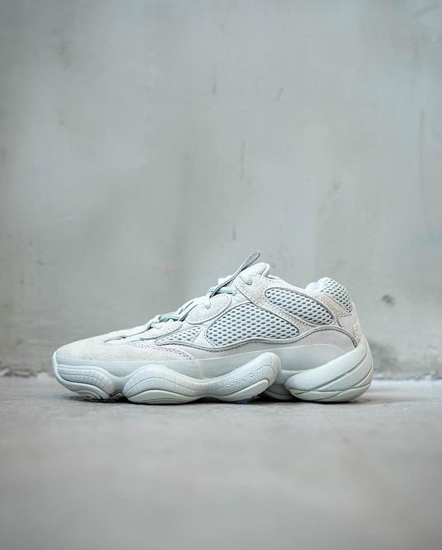 yeezy 500 salt foot locker