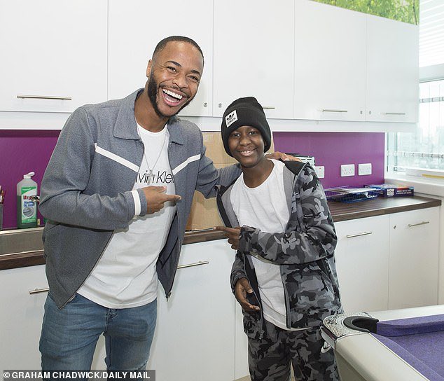 seanevers77's tweet photo. @sterling7 what an amazing thing to do, to make people smile and have hope; Hoping Damary finds a donor soon for his transplant https://t.co/ZGyVDulrSg https://t.co/f7Kej0MjRT