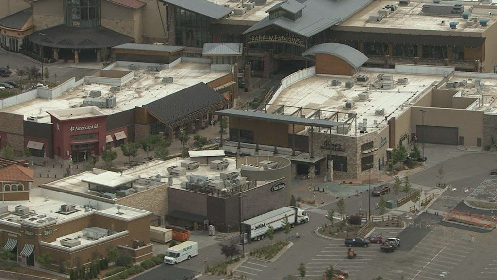 9NEWS Denver on X: Man carjacked at Park Meadows Mall