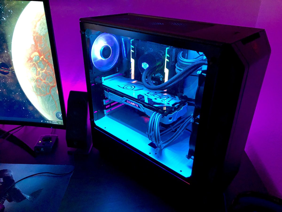 _BJenks's tweet image. My 1080ti isn’t naked anymore!#pcmasterrace #v1tech #rgb #cpu