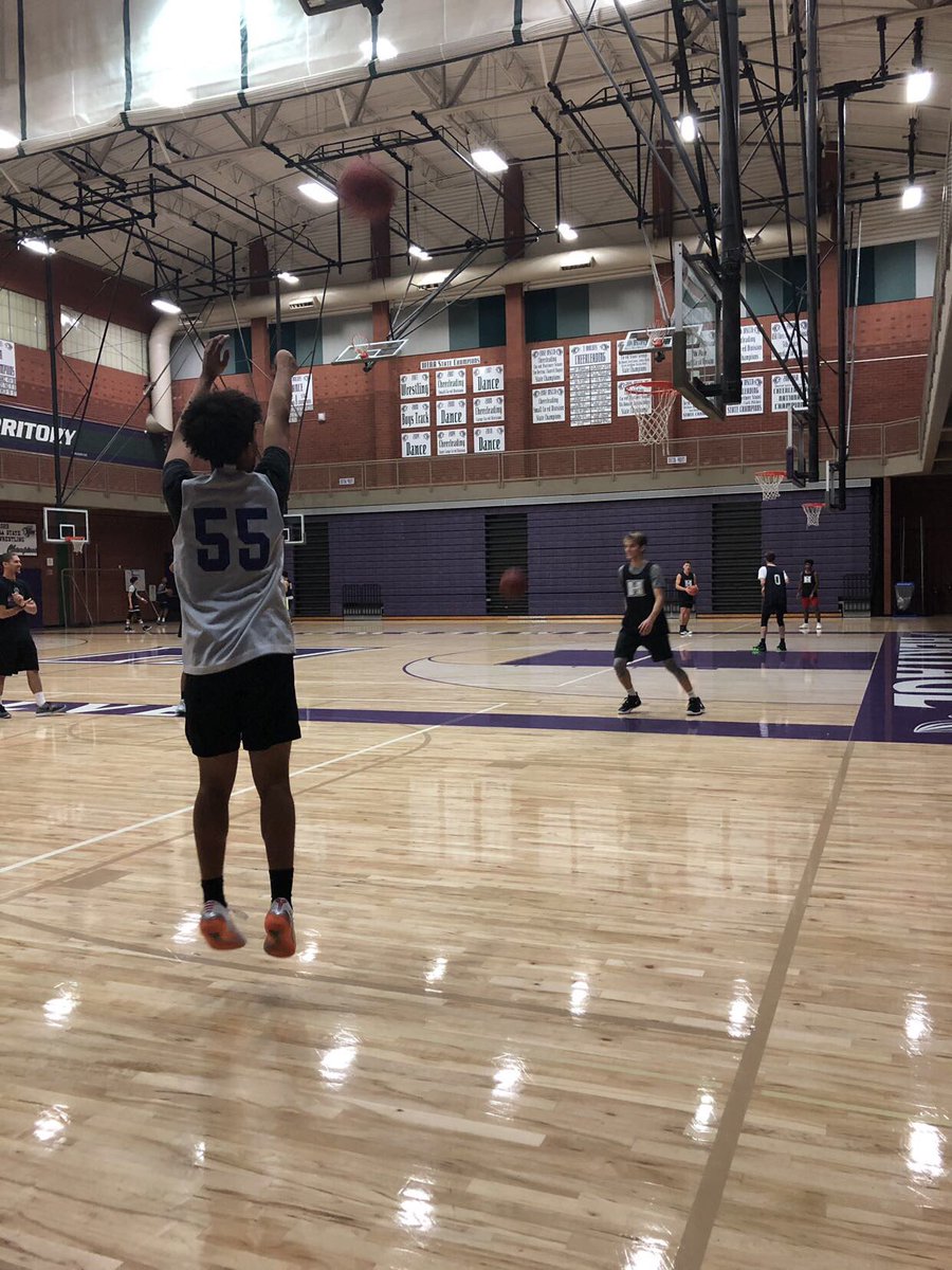 KeylerMedia's tweet image. T wolves back at work.