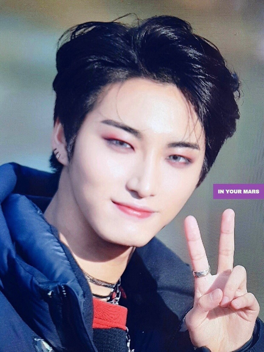 seonghwa pics on Twitter: "181130 ♡ © IN YOUR MARS [preview] #SEONGHWA  #ATEEZ #박성화 #성화… "