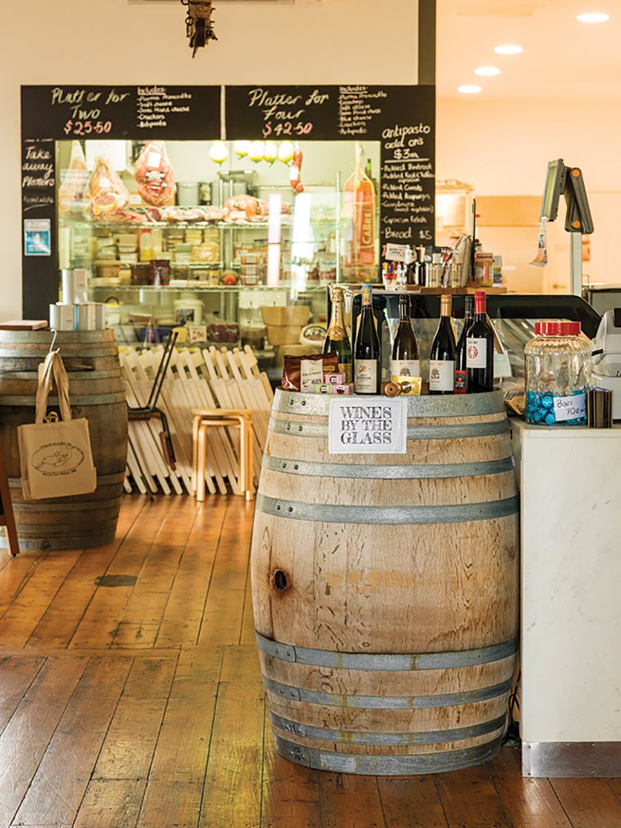 ourcoastmag's tweet photo. A food lovers paradise - Meeniyan Pantry and Cellar invites us inside to taste their delectable treats... It's worth the drive!  #coastmagazine #dineout #platter #deli #takeaway #plattersonthedeck #olives #produce #cheese #ham 
https://t.co/w95mLzQLp4 https://t.co/Axwzly4NJX