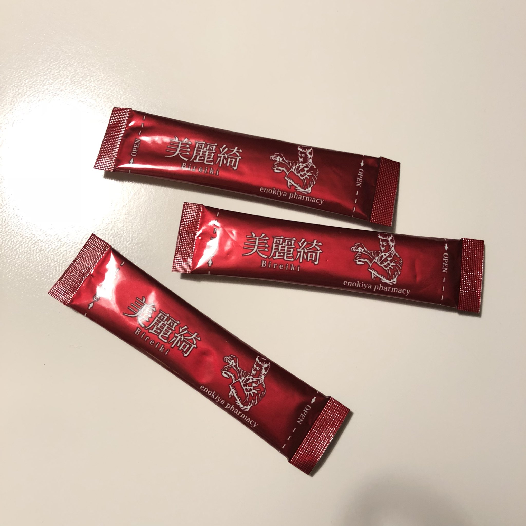 なぜ水を飲むとお腹が膨れるのでしょうか？