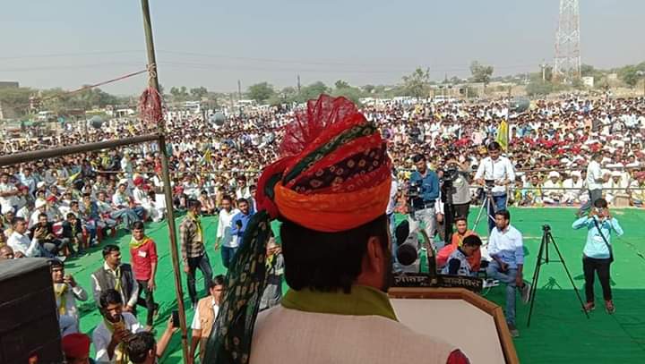 आज  सिणधरी ( सिवाना ) बाड़मेर  की जन-सभा की तश्वीरें आप के साथ साझा 
<a href="/RLPINDIAorg/">Rashtriya Loktantrik Party</a>  <a href="/1stIndiaNews/">First India News</a> <a href="/rpbreakingnews/">Rajasthan Patrika</a> <a href="/DailyNavajyoti/">Dainik Navajyoti</a> <a href="/DainikBhaskar/">Dainik Bhaskar</a> <a href="/BBCHindi/">BBC News Hindi</a> <a href="/News18Rajasthan/">News18 Rajasthan</a> <a href="/zeerajasthan_/">ZEE Rajasthan</a> <a href="/aajtak/">AajTak</a>