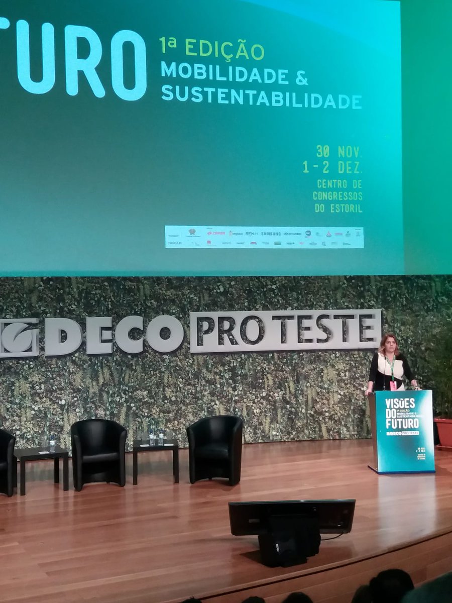 Tive o prazer de abrir a conferência de hoje após as palavras de boas vindas da Câmara Municipal de Cascais que nos recebe hoje de forma exemplar para este dia inspirado sobre mobilidade e sustentabilidade. #VisõesDeFuturo @decoproteste