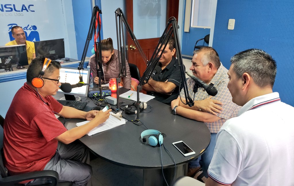 Antonio_Kubes's tweet photo. 📻#RadioMía 99.9FM - Informando a la ciudadanía acerca de la conformación del Bloque Andino Amazónico de Gobiernos Locales de Colombia, Perú y Ecuador (junto a los representantes de los Gobernadores de #Caquetá y #Putumayo -#Colombia)

#PrefecturaDePastaza
#ConstruyendoDesarrollo https://t.co/Uuvboluay6