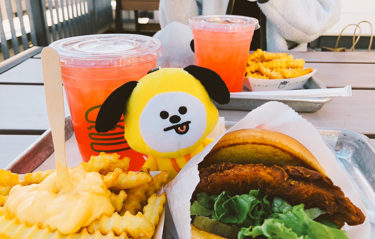 jmnchaaann's tweet image. アミ友ちゃんとランチ💜😍
楽しかった♬
ナムさんの話しが面白すぎて沢山笑わせて頂きました♥️
ありがとう(●´人｀●)
#armyRTしてくれた方フォローします
#ARMYさんと繋がりたい
#大人ARMY #BTS #ヌナarmy