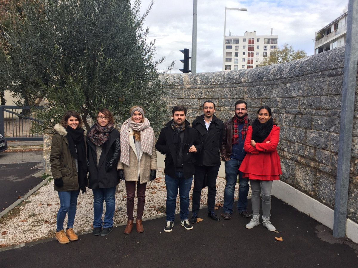 Clap de fin pour le bureau 2017-2018, l'heure est venue d'élire le nouveau bureau 2018-2019 ! Rendez-vous lundi 3 décembre à 17h dans l'amphi 5 pour l'assemblée générale de l'association !