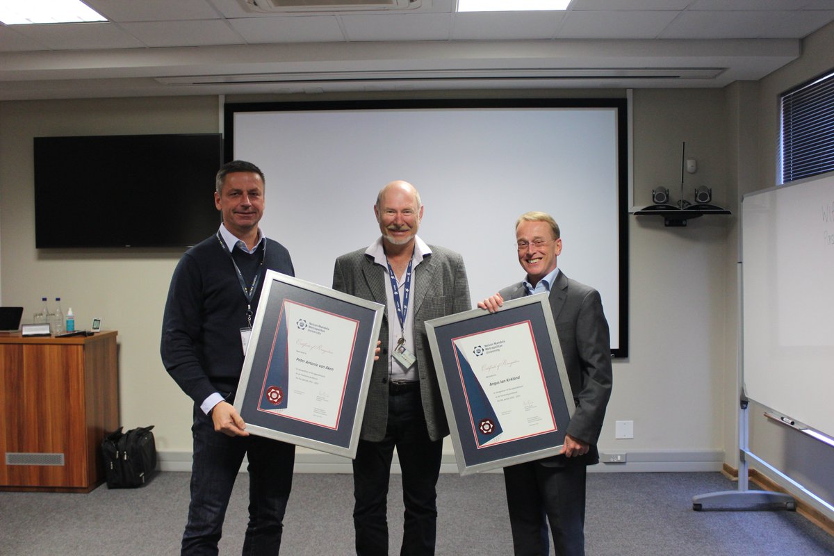 VISITOR SNAPSHOT: Professor Angus Kirkland (Oxford University, United Kingdom) and Professor Peter van Aken (Max Planck Institute, Germany) both Honorary Professors at the Nelson Mandela University visited the Centre for HRTEM for a specialist lecture series.