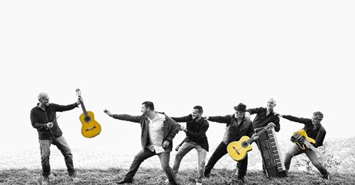 InfoGroupe's tweet image. Le groupe THE GIPSY BAND est un groupe de musiciens gitans crée en 2003 par Matthias Malhé et son cousin, renforcé au fil des années par des musiciens originaires de Rouen. #Musiciens #Gitans #Gipsy gipsyband.fr
