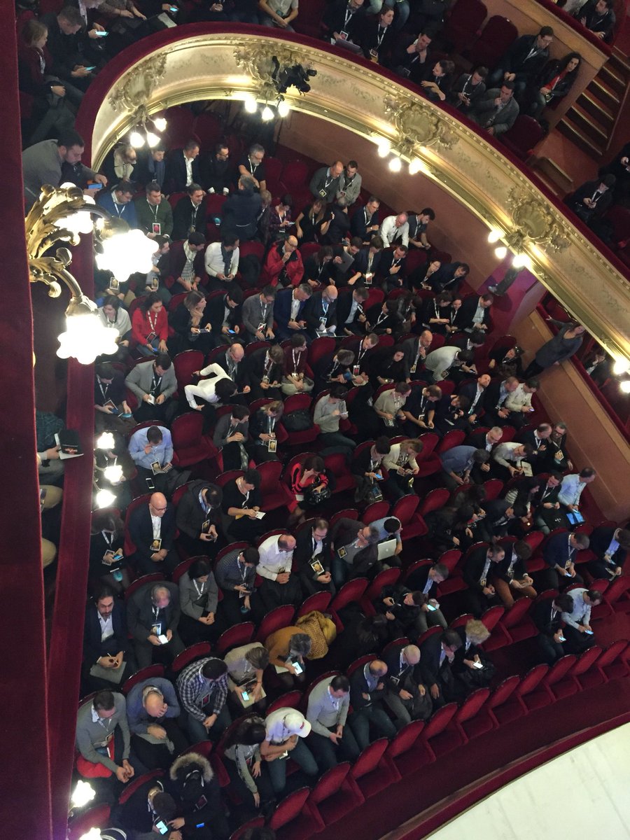 NFr21's tweet image. La DigitalTech Conférence #DigitalTechConference  commence à l’Opéra 👍😊📲✨
