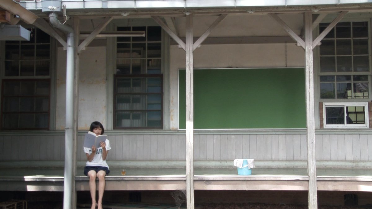 八王子short Film映画祭 学生部門スケジュール １３ １５ 汲めども尽きぬ 君になら 井坂雄哉監督 １３ ２７ 僕とイヤホンと彼女 小泉陽菜監督 １３ ４０ 最愛なる君へ 三輪菜那子監督 １３ ５２ 出会い 八王子 張子騰監督