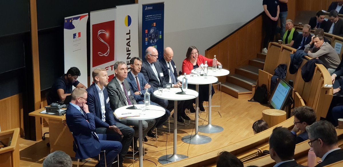 FranceinSweden's tweet photo. Panel #1 discussing the strategic role of a competitive and sustainable European battery production with @northvolt @InnoEnergyEU @EIB, Saft, BNP Paribas Nordic Region, the EU Program Battery 2030+ and the EU commission's DG GROW. #BATFRSE @FRTreasury_Nord https://t.co/ozH8unwXOe