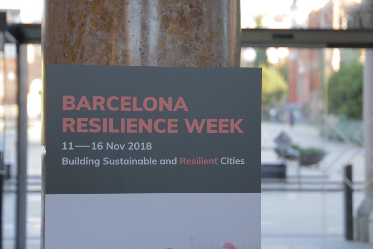 SixSpain's tweet photo. We want to share with you part of the workshop we held at the BRW 2018. With a short time to work, we focused on the early stages of design thinking which focuses on empathy mapping and trying to identify core problems and to avoid jumping to solutions too soon in the process. https://t.co/AmLkmUKpyg