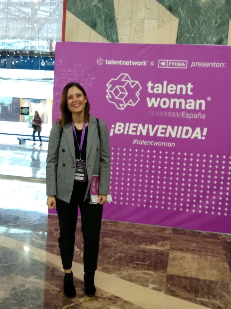 anaesclapez7's tweet photo. En el #talentwoman de @cytfemenino @APTE_es para mostrar cómo apostamos por el papel de las niñas en las nuevas tecnologías con @escoladefrikis https://t.co/VYPj76KfQv