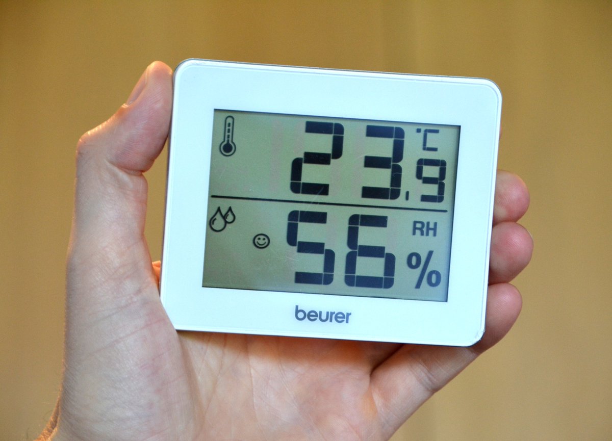 Plaats een woonmeter in je huis en bespaar op je energiefactuur! De woonmeters zijn te koop in het gemeentehuis voor 11 €. #besparen #energie ow.ly/LOBB30mNV0h