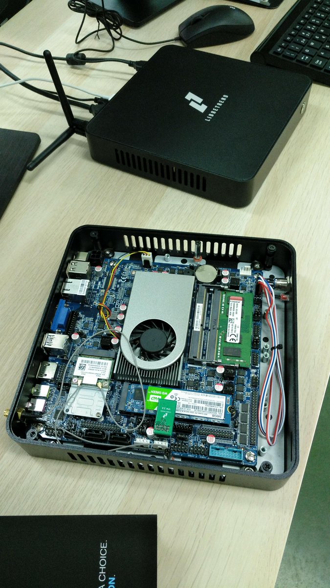 Linuxtechpt's tweet image. A @LibreTrend marcou presença na Festa do Software Livre 2018 apresentando o pc mais livre que conheço até a data. Aqui fica uma curta entrevista com o responsável Luis da Costa

Foto tirada por @jumper48 

directory.libsyn.com/episode/index/…

#fslmoita2018 #linuxtech #librebox