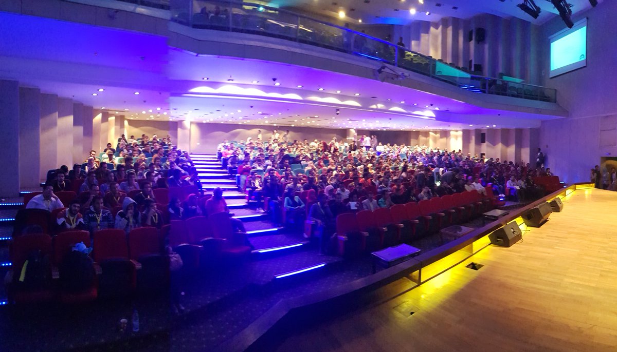 dahabdev's tweet image. My @flutterio talk  at @DevFestEgypt will be after 2 hours from now , the crowd is awesome
@gdg 
@GoogleDevExpert 
@googledevs 
@FlutterEgypt
#Flutter
#FlutterEgypt 
#GDG
#Flutter 
#DevFest18 
#WTM 
#DevfestEgypt18