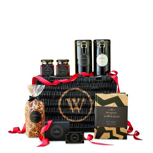 A few of their favourite things:  gifting a hamper with luxury delectable delights. 

luxurylondon.co.uk/taste/food/chr…
