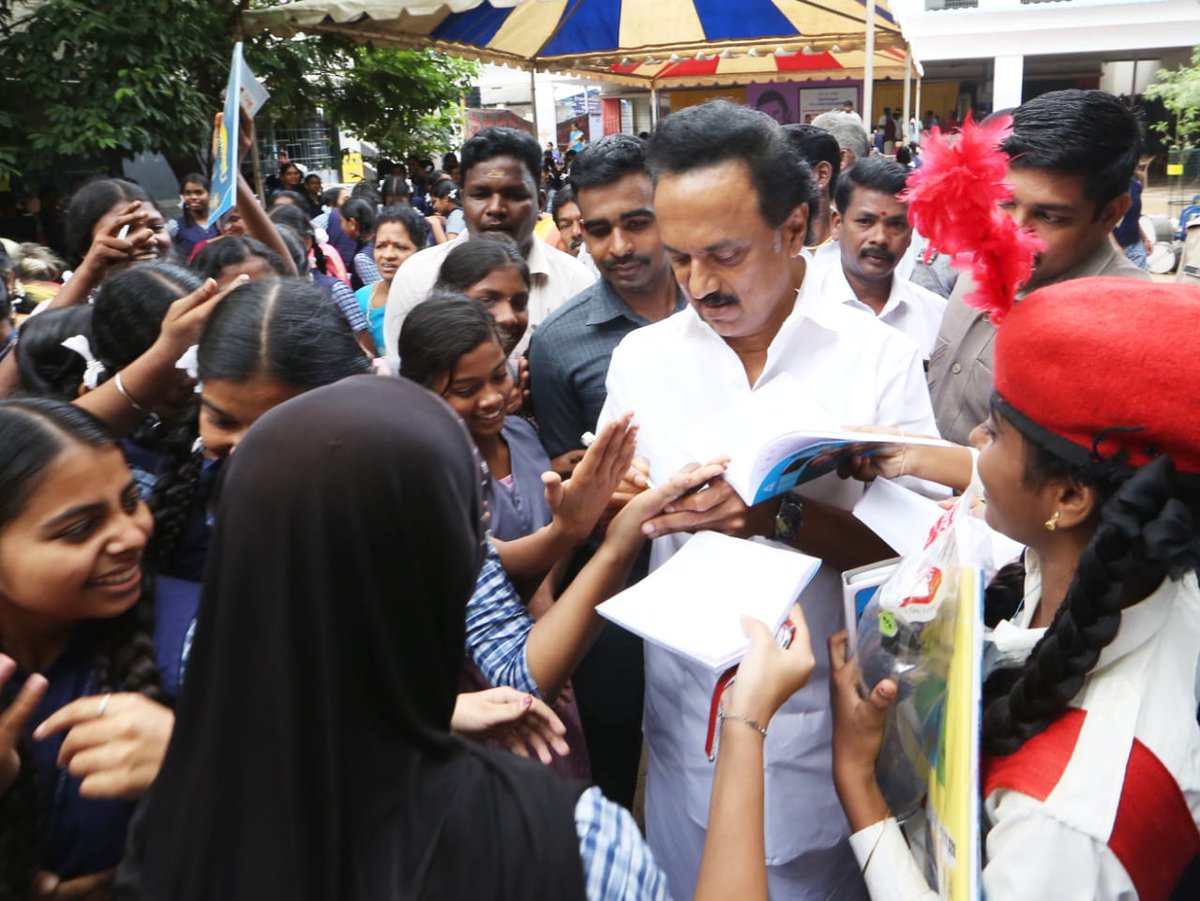 arivalayam's tweet photo. கழக தலைவர் @mkstalin அவர்கள் இன்று கொளத்தூர் தொகுதியில் பங்கேற்று, நலத்திட்ட உதவிகள் வழங்கிய நிகழ்ச்சிகள் விவரம்:

https://t.co/p6ZjALLjFA https://t.co/l4QEQnbe9x