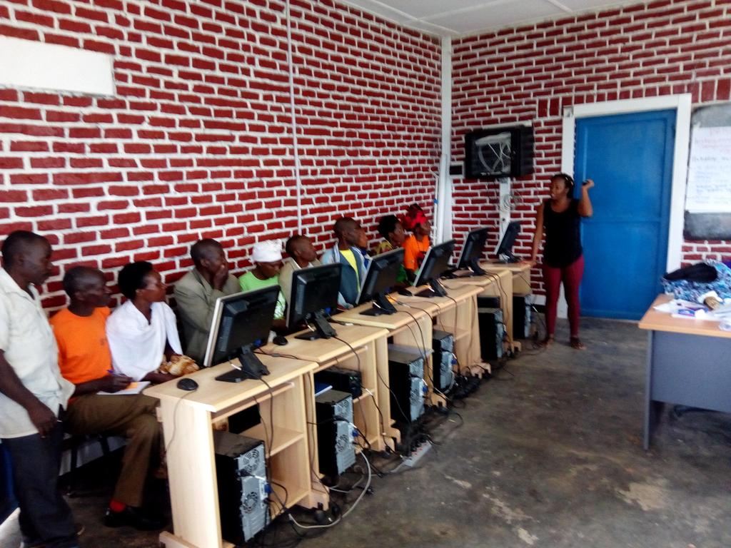 kagire's tweet image. @DOTRwanda is among the key partners &amp;amp; sponsors of the #KigaliJobfair an event to showcase job opportunities in #Rwanda &amp;amp; to allow job seekers to link up with potential future employers.  Register now to be part of it #DigitalAmbassadors #DOTYouth kesc.kigalicity.gov.rw/web/index.php?…