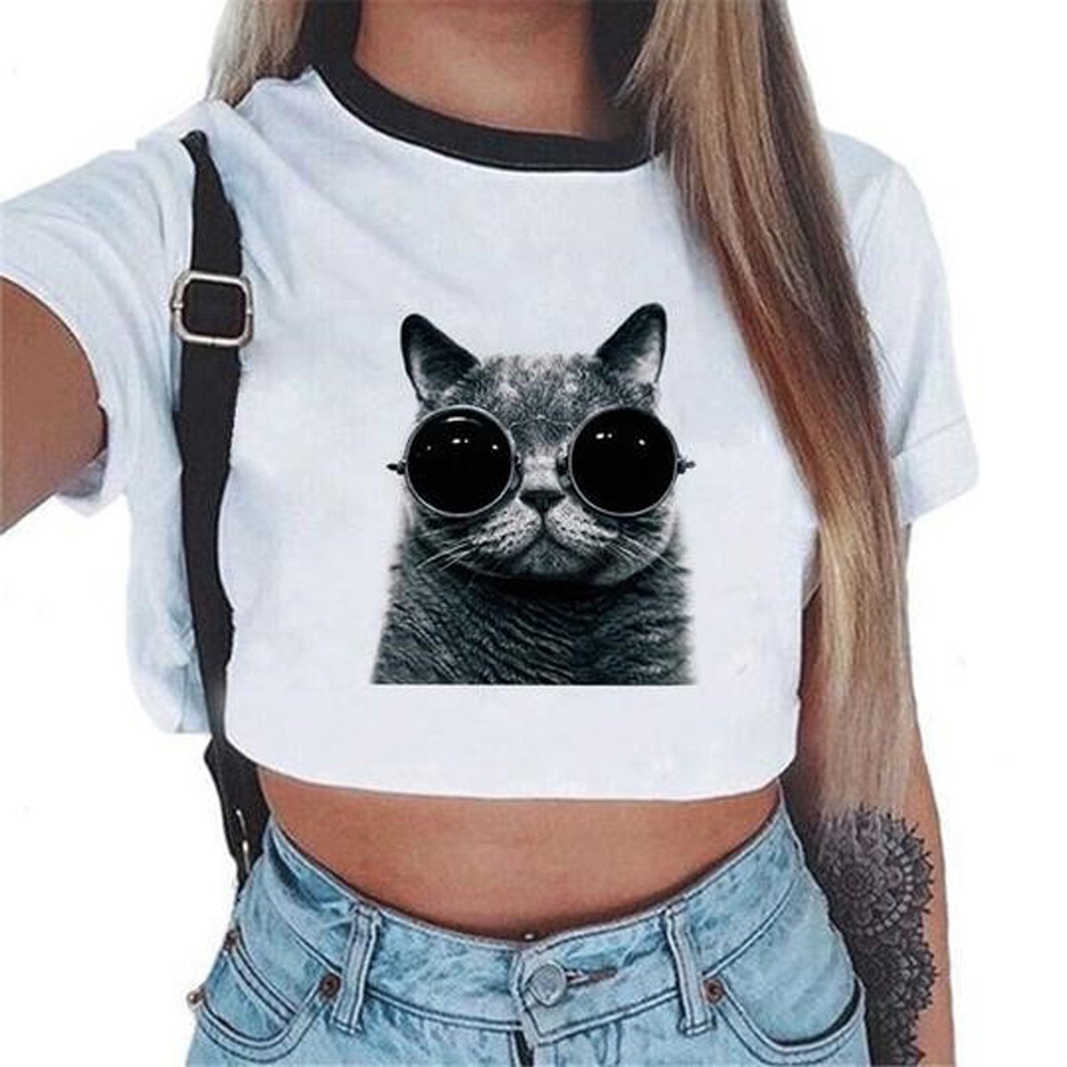 Feeling a little bit purry? Well show a little skin with this cat crop top from our collection. This positively cute top will show the sexy feline side of you. Check it out - ow.ly/1uiX30mOiBj
#cats #clothing #catsofinstagram #tshirt #catslover