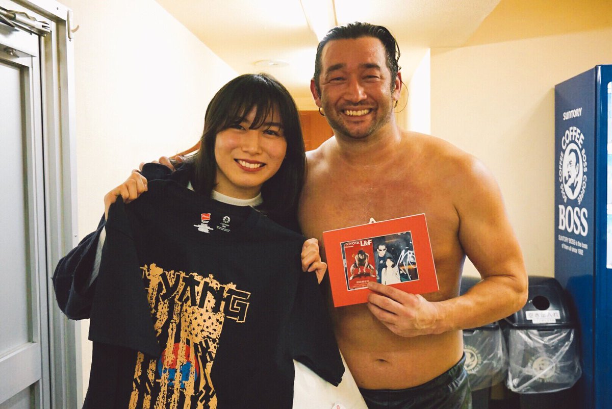 野崎舞夏星 Pa Twitter 東京愚連隊新宿大会へ 私の初恋のプロレスラー ジミーヤン選手に会うこともできました