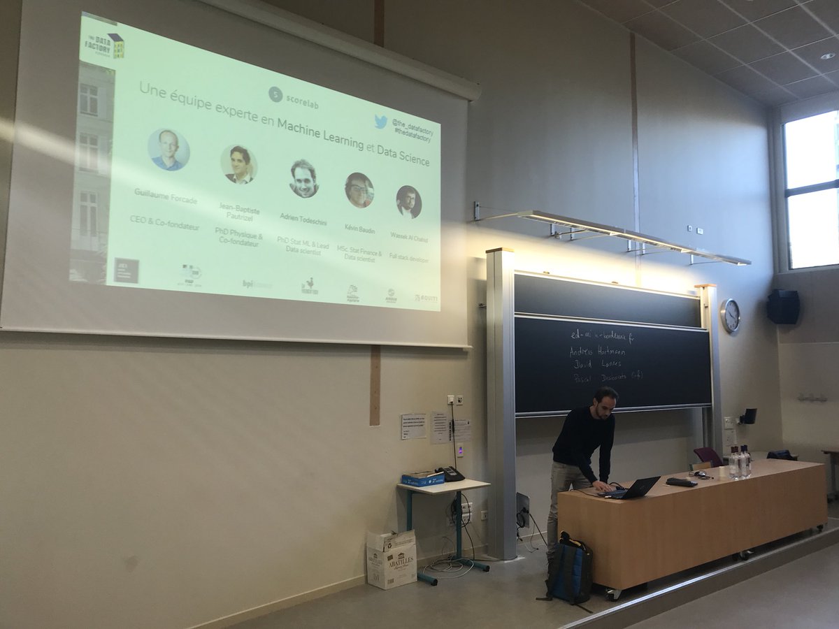 toniojj's tweet photo. Présentation de @xlstat_fr de @scorelab_io et de @RecommerceLab de @the_datafactory lors de la journée maths emploi à l’@univbordeaux #maths #emploi #bordeaux #ia #ai #datascience https://t.co/VXDFOlCC4m