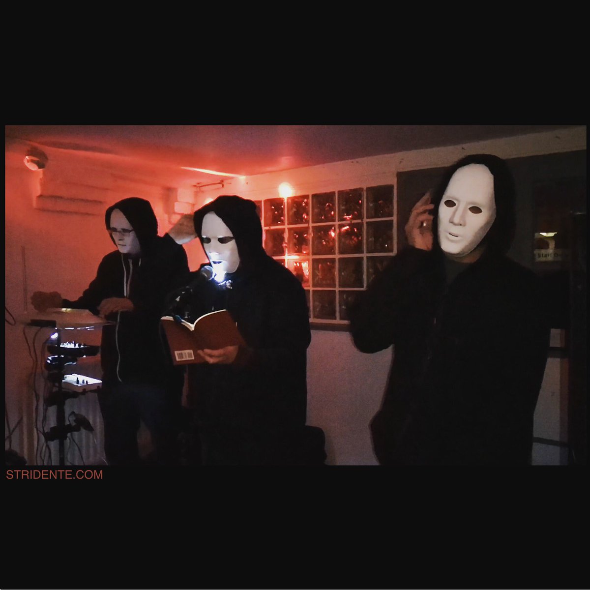 StridenteMusic's tweet photo. #Grimmates

New EP #LondonSystem OUT
USB/Digital/Spotify

#MonstroCity music video OUT

https://t.co/rwX9sCG1TX

#stridente #london #grimpop #industrial #triphop #edm #ukmusic #music #ukrap #uk #newmusic #rap #london #hiphop #grime #drill #musicvideo #urban #theremin #synth #grim https://t.co/w6xemHT3ju