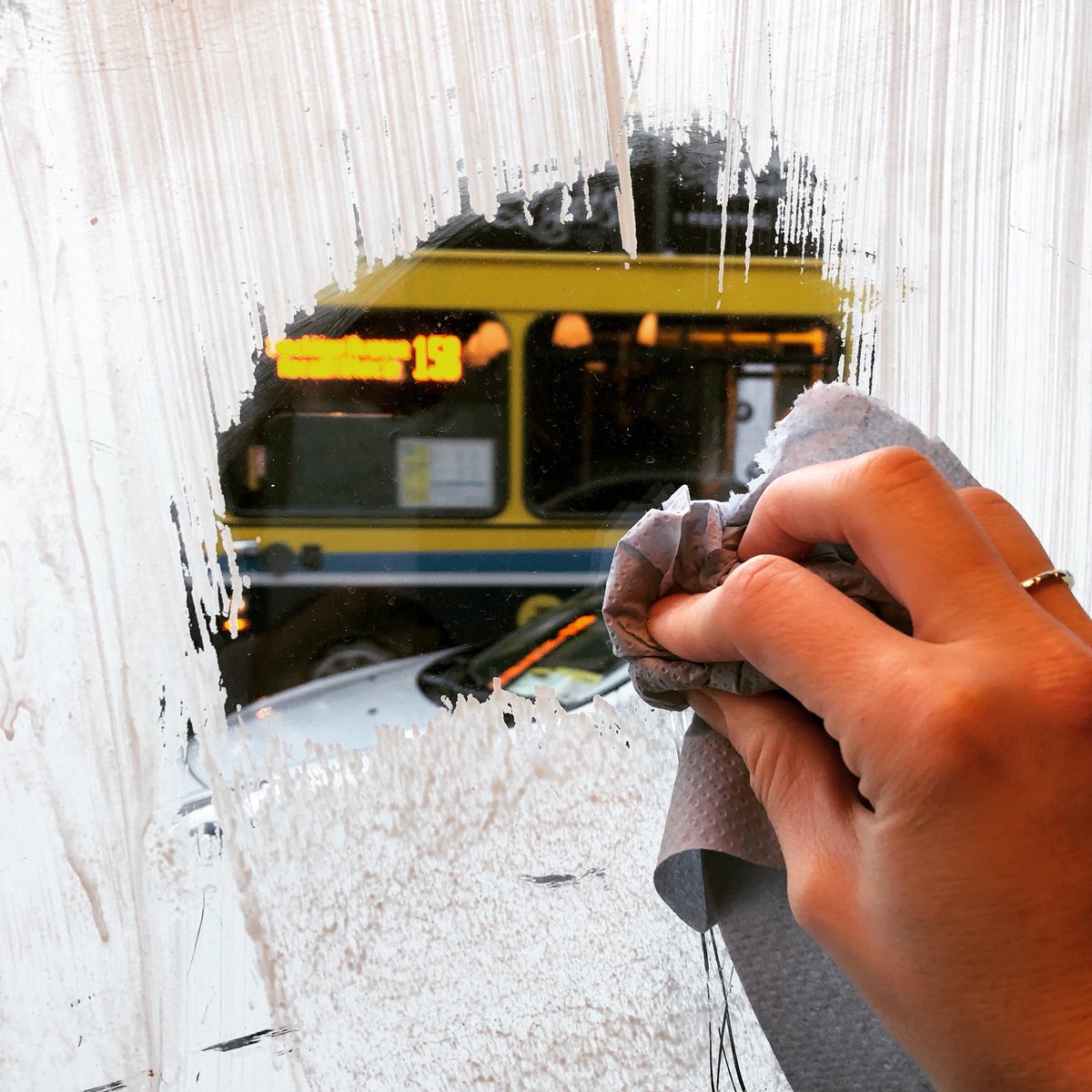 We’re finally opening today, Friday 30th November! We’ll be open for lunch from 12pm and dinner from 5pm. You can book by phone (014758538) or email (info@unomas.ie). The website should be up and running today or tomorrow. Come by and say hi, please! 🤗