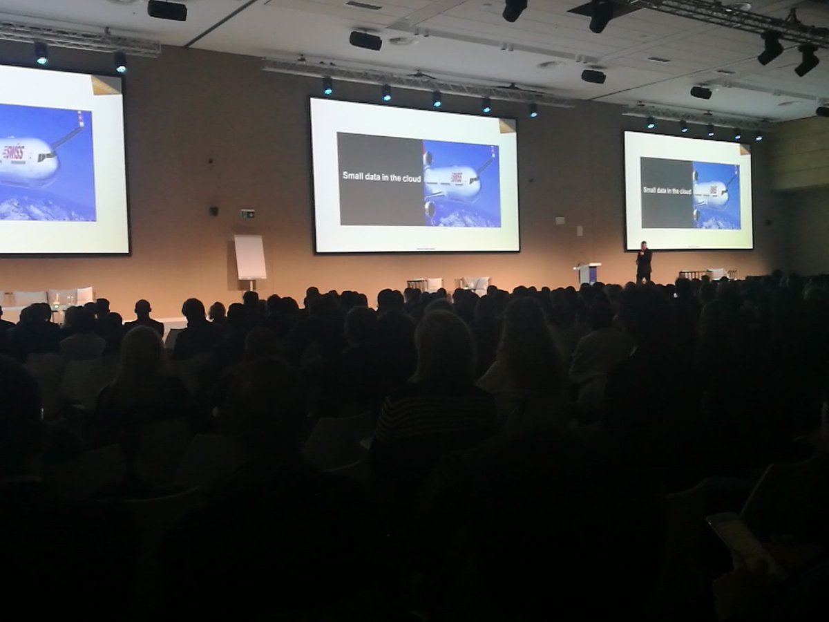 digital4academy's tweet photo. #PKMF2018 @ @eatalyworld
Day 1! 😉
Il primo intervento del fondatore del #NeuroMarketing @MartinLindstrom è appena iniziato! Seguite i nostri livetweet qui sul canale twitter di @digital4academy! https://t.co/vWpvnY1wlY