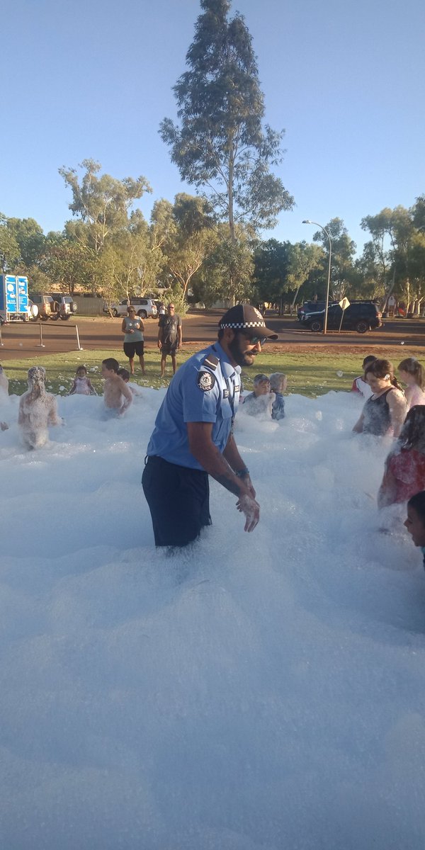 Having a quick wash #pannaxmasparty