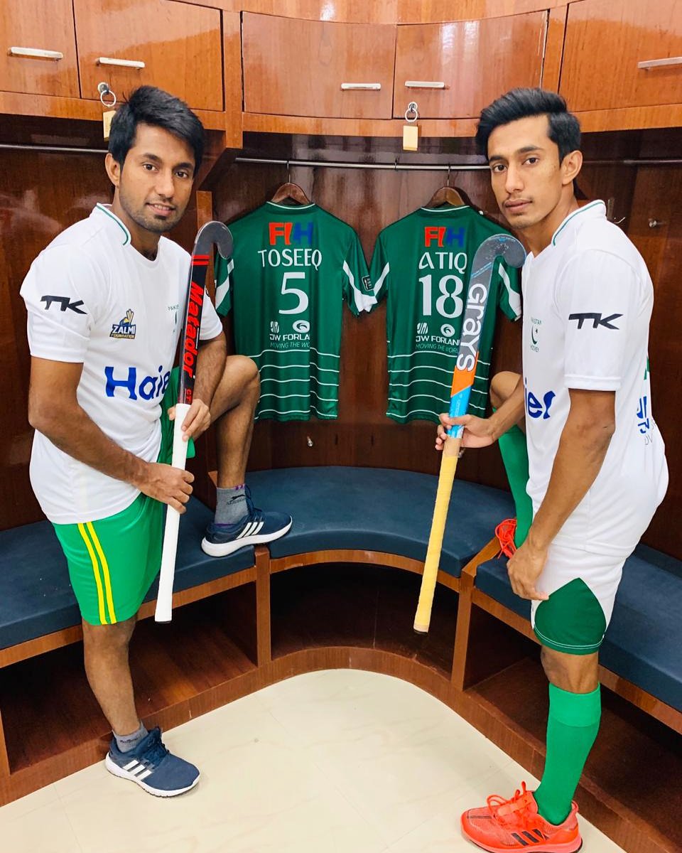 atiqarshad99's tweet photo. #team_pakistan  #Brothers #HWC2018 #india  @GraysHockey https://t.co/FrZzUxX9Bg