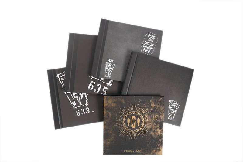 Pearljamfans2's tweet photo. Last day to bid on a #PearlJam Vault Vinyl 4, 5, 6, 7 + Third Man #29 Lot benefitting the #VitalogyFoundation. New item every Friday: https://t.co/0pIbf8pxWl https://t.co/1Hr31QChY3