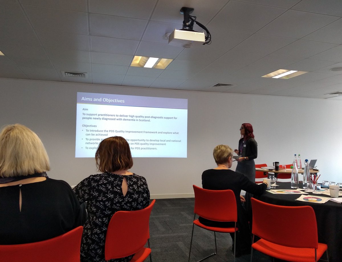FocusOnDementia's tweet photo. Lynn Flannigan introduces the aims and objectives for today's PDS Network event in Glasgow #PDSnetwork @lynnflannigan1 @online_his https://t.co/OgcqQAtSTz