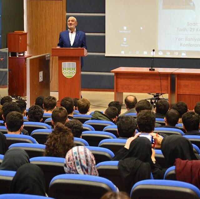 Tarihçi-yazar Ekrem Şama hocamızın katılımıyla “Osmanlı Devleti’nin son 100 yılı” konulu konferansı gerçekleştirdik #AGD #MGV #KBÜ