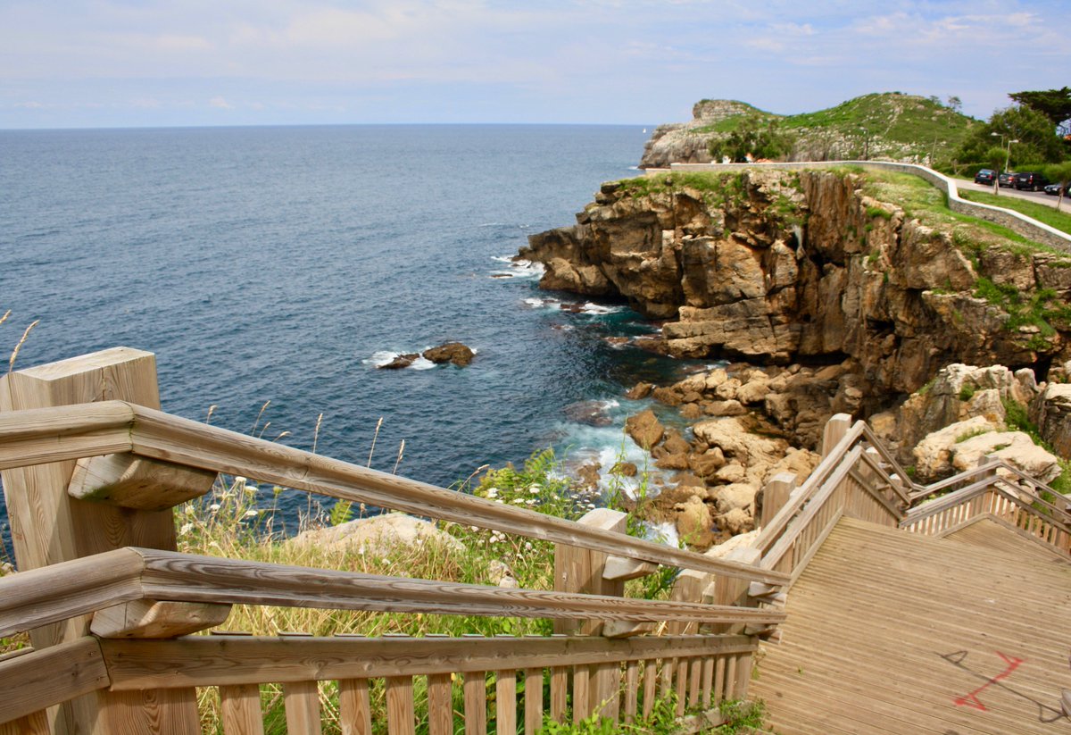 ¿Cómo vais a comenzar diciembre? ¿Qué tal un paseo por #Lekeitio para añorar el verano?
Lekeitioko uda dugu faltan, hala ere, beti da atsegina herri hau bisitatzea, aukera polita abenduari hasiera emateko
Missing summer? Still good in #lekeitio :)
<a href="/LekeitioTurismo/">Lekeitio Turismo</a>