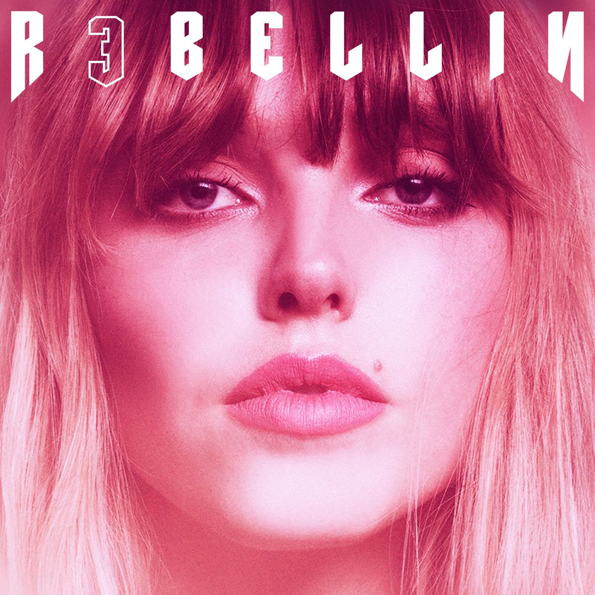 Lina's R3BELLIN debuts at number two in the German Album #charts ❤️ I am super proud to be part of this wonderful #design project! Special thanks <a href="/BMG/">BMG</a> @BMG_News <a href="/BMGuk/">Benchmark Group Limited</a> Ludi Boberg &amp; <a href="/LinaStrahl/">Lina Larissa Strahl</a> 👉 behance.net/gallery/728037…