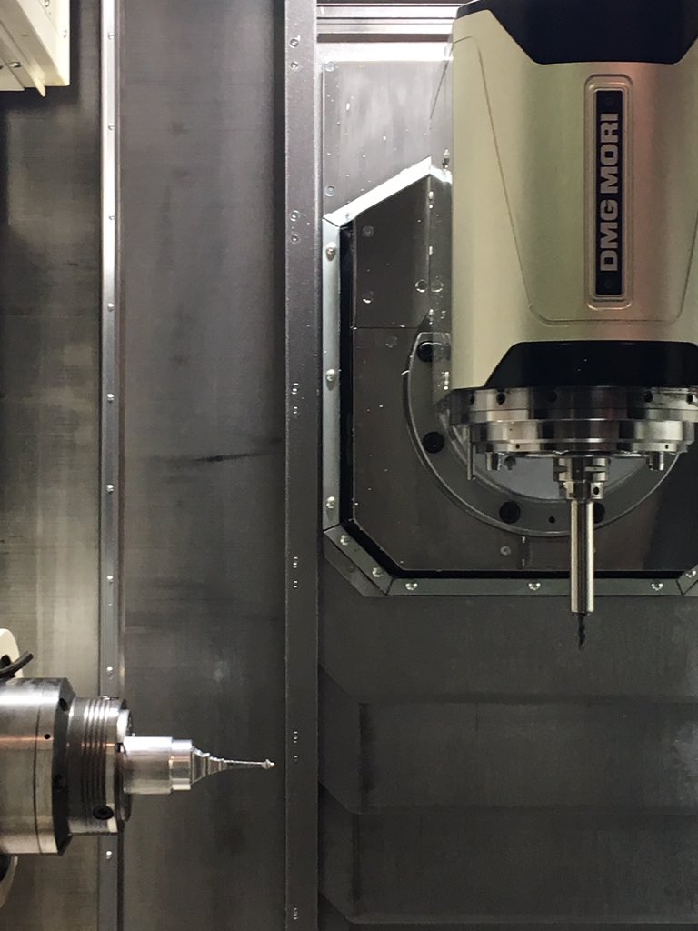RebbieMapama's tweet photo. Pour éviter de raviver le débat houleux sur l'emplacement du #MontSaintMichel, on a choisi d'usiner la #TourEiffel sur un #NTX1000 by #DMGMORI
#WorldSkills #ODMNormandie #OlympiadesdesMetiers #ODM2018 https://t.co/6dJswDBlKl