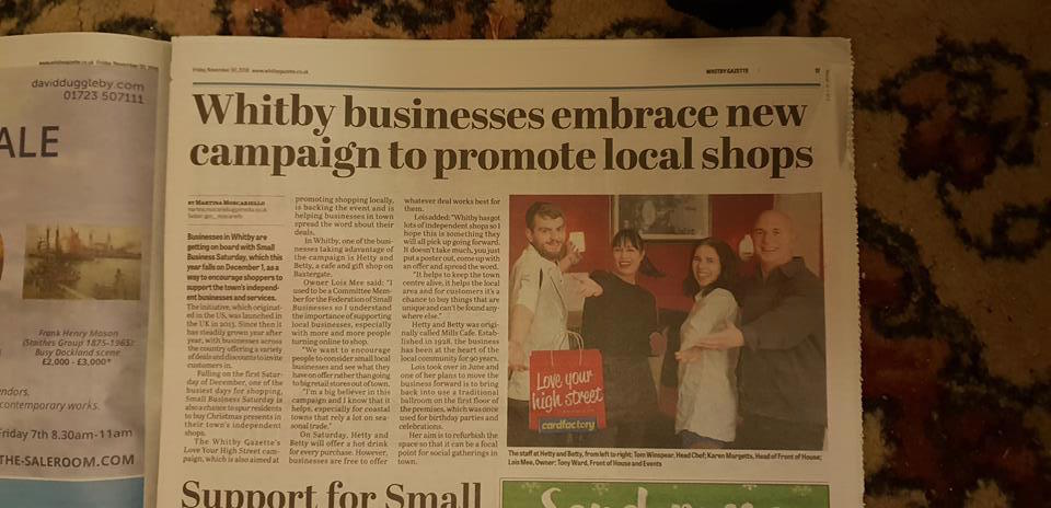 HettyBetty_Cafe's tweet photo. We're in the local paper again! This time for being the first business in Whitby to participate in #SmallBusinessSaturday Yes the team really is as happy as they look in the photo! 

The photo in the article is credit to @TeacupPortraits https://t.co/WZJASbMOku