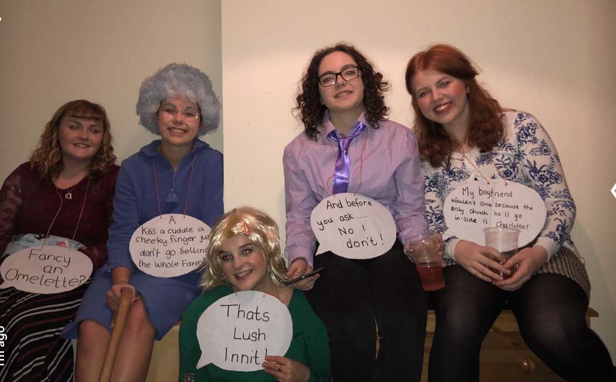 <a href="/JKCorden/">James Corden</a>  <a href="/ruthjonesREAL/">Ruth Jones MBE</a> <a href="/grahnort/">graham norton</a> <a href="/larrylamb47/">Larry Lamb</a> <a href="/BBCCymruFyw/">BBC Cymru Fyw</a>  <a href="/RobBrydon/">Rob Brydon</a> Gavin and Stacey (the Barry lot) 🏴󠁧󠁢󠁷󠁬󠁳󠁿🏴󠁧󠁢󠁷󠁬󠁳󠁿