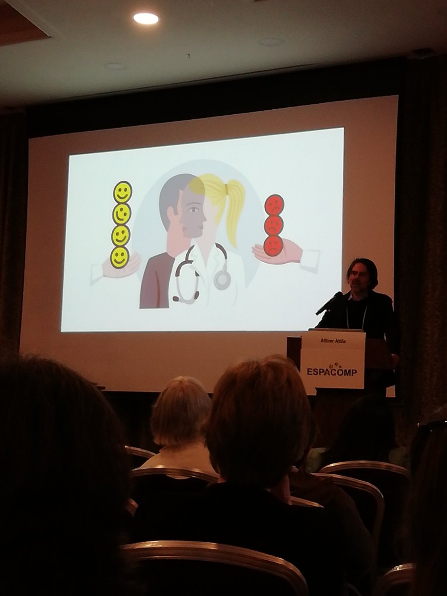 Therapietrouw's tweet photo. Shared decision making between patient and doctor is finding a common ground, says Atilla Altiner #espacomp #espacomp2018 https://t.co/gMIUXaTXBx
