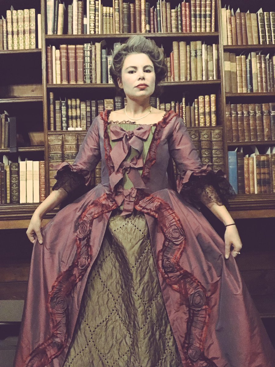 ChawtonHouse's tweet photo. Pay a call on our Georgian hostess at tomorrow’s Christmas Fayre. Play traditional parlour games and try your luck at Hazard! 
#ChawtonChristmasCountdown https://t.co/f2x6aZxULF