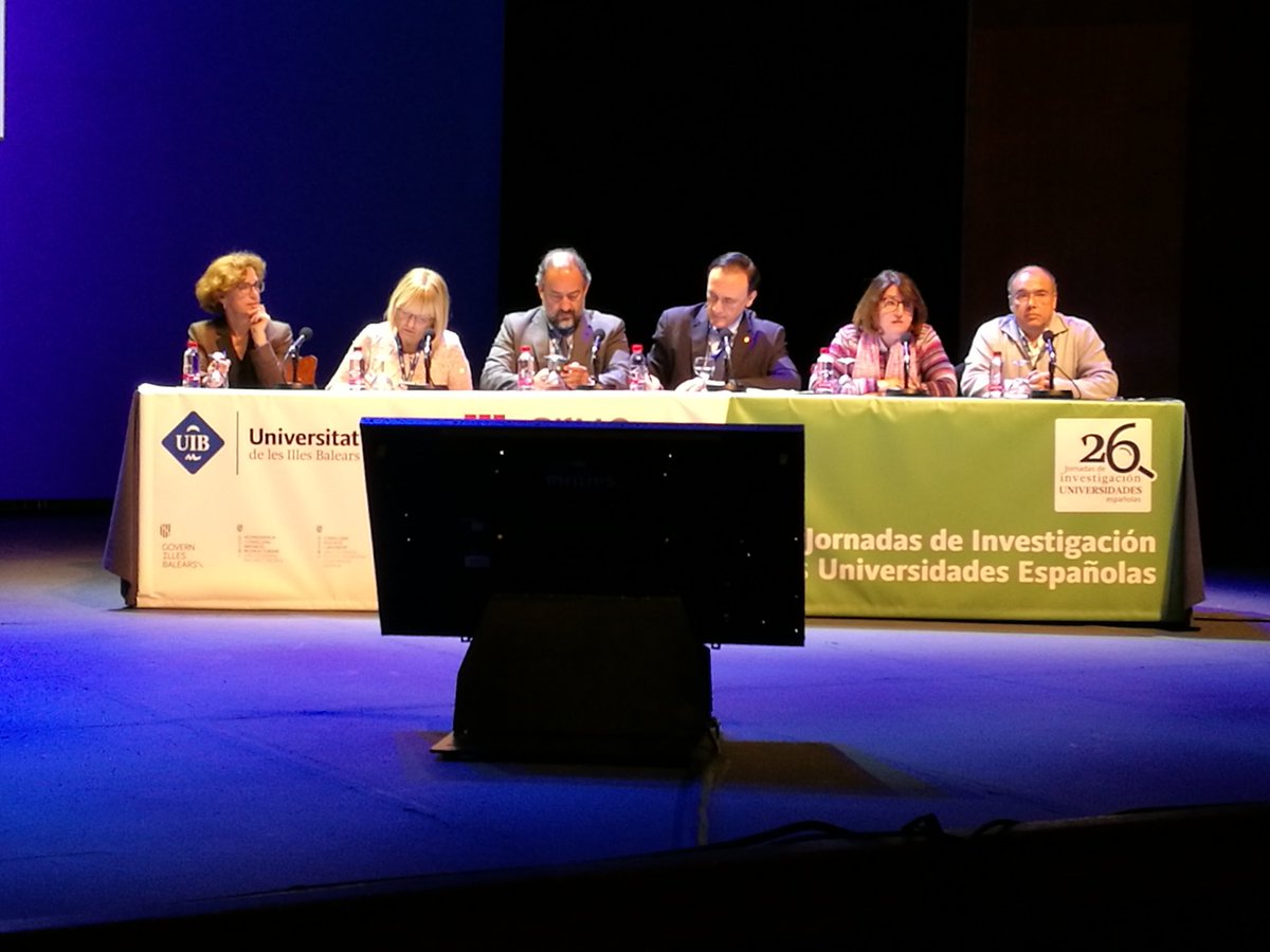 OTRI_Unizar's tweet photo. Presentación de las conclusiones de la #RedDivulga #RedOE #RedOtri y #RedUGI #CRUE en la XXVI Jornadas de investigación de las Universidades españolas https://t.co/hhIqe4mGZB