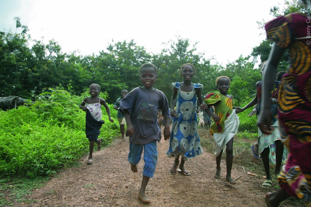 Partnering w/ @TRECC_CI, we aim to improve living conditions of children & youth through education. Read why Program Head @FabioMSegura thinks there's a need for shifting from remediation #childlabor to preventing it and to tackling it in a joint approach: https://buff.ly/2SgbRto